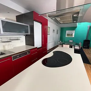 Metro Albergue