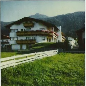 landhaus-brigitta.ischgl-hotels.net/